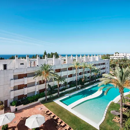 Alanda & Wellness Отель 5*