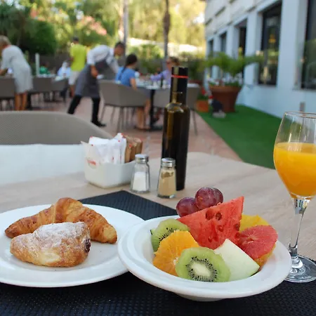 Alanda & Wellness Hotel