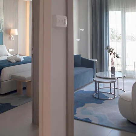 Отель Alanda & Wellness 5*