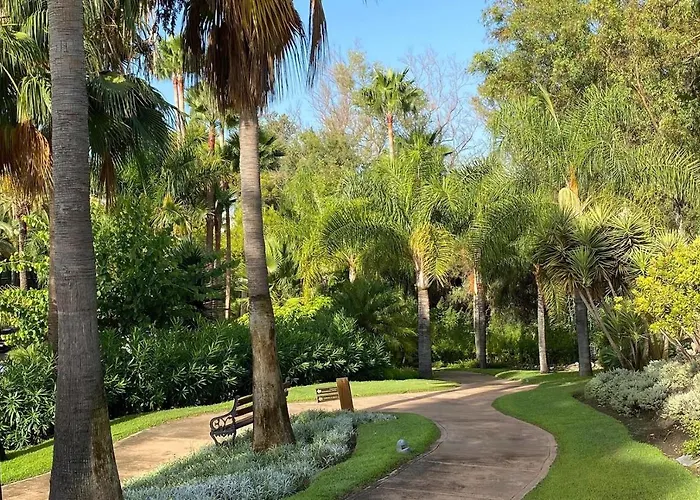 Alanda & Wellness 5*