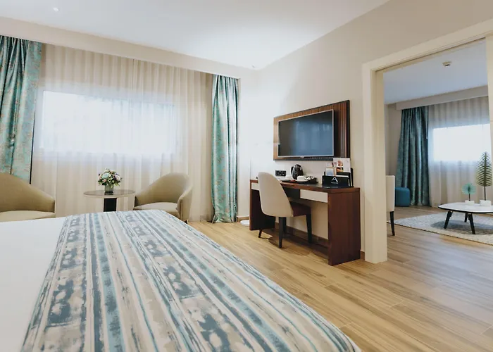 Alanda & Wellness Hotel